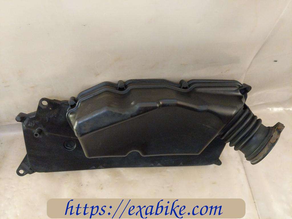 air cleaner box case Honda FSC 600 Silverwing - photo 2