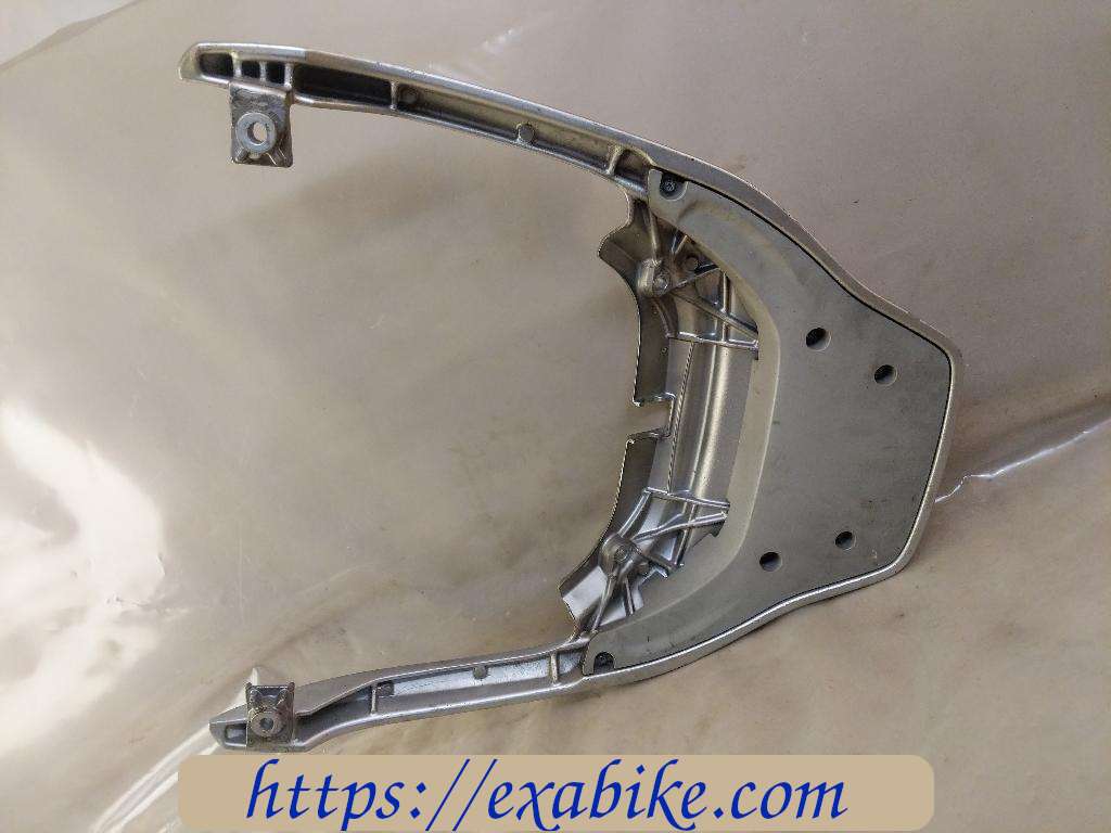 rear handle grabs Honda FSC 600 Silverwing - photo 4