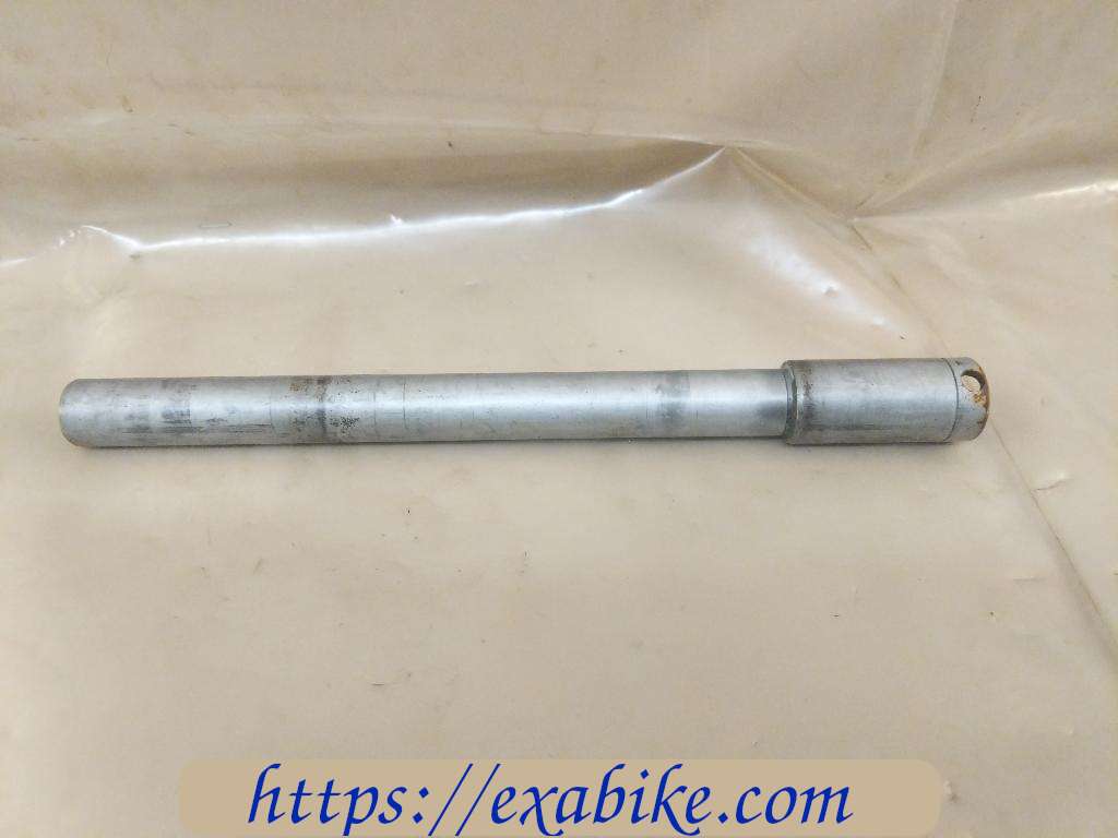 wheel axle, front Honda FSC 600 Silverwing - photo 1