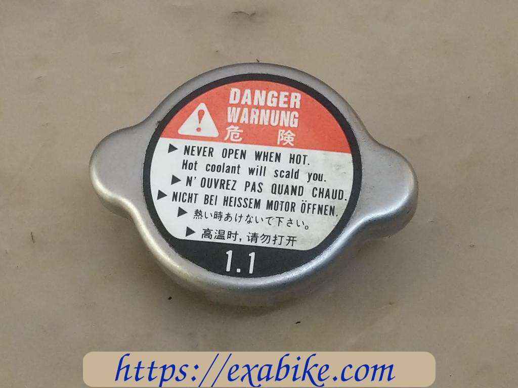 radiator cap Honda FSC 600 Silverwing - photo 1