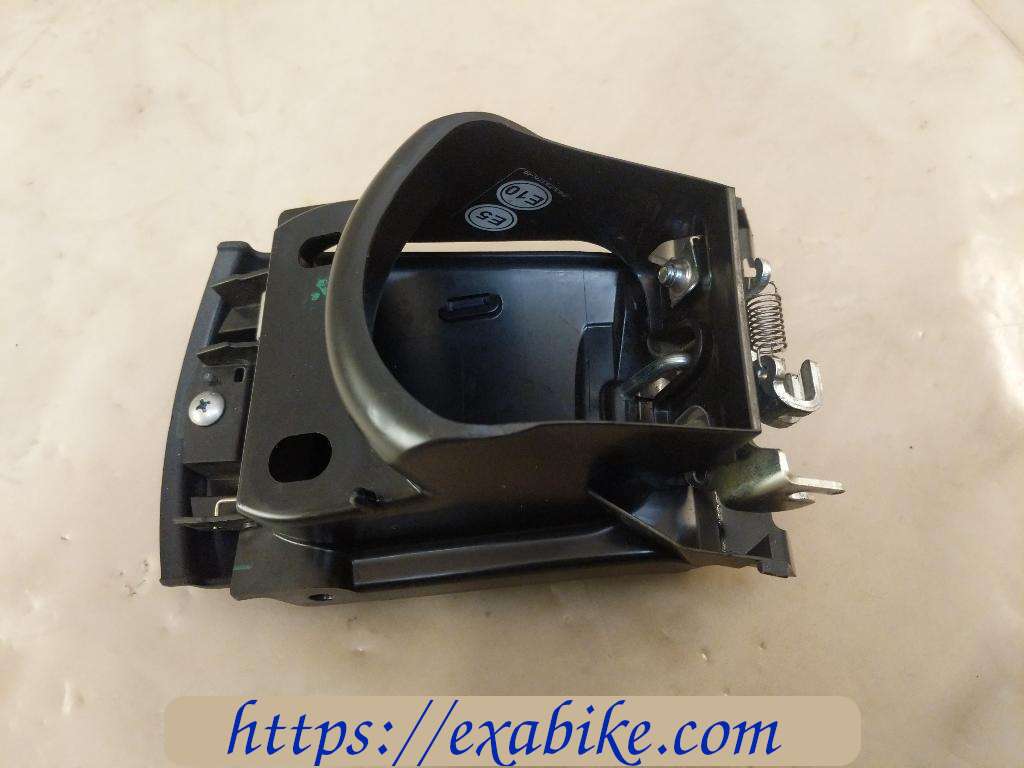 fuel filler flap Yamaha 300 Tricity - photo 5