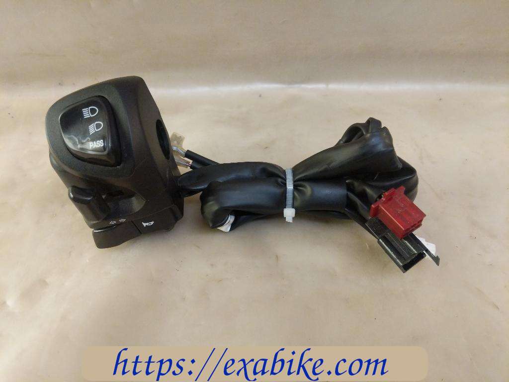 commodo gauche Yamaha 300 Tricity - photo 1