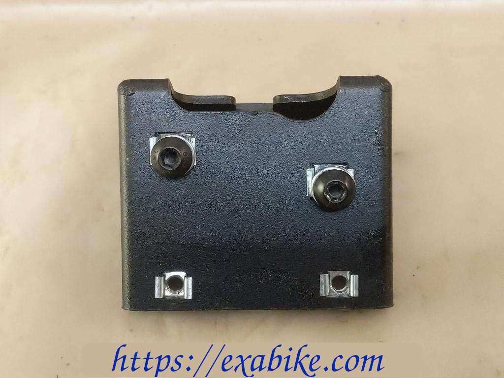 support du verrou de selle Yamaha 300 Tricity - photo 1