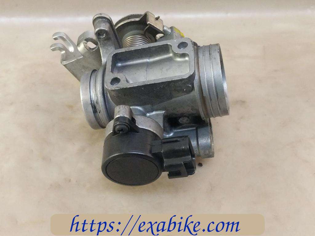 throttle body Suzuki 125 Burgman - photo 3