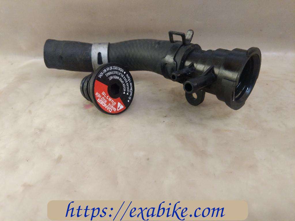 radiator filler neck Yamaha 300 Tricity - photo 2