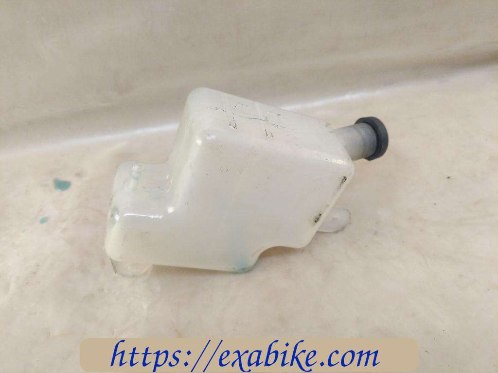 expansion tank Suzuki 125 Burgman - photo 2