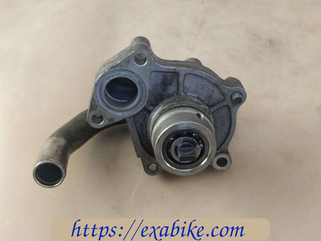 water pump Suzuki 125 Burgman - photo 2