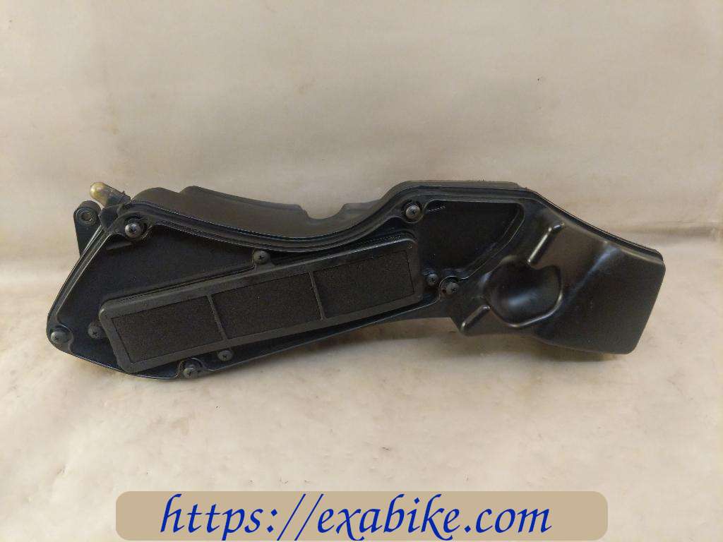 air cleaner box Suzuki 125 Burgman - photo 1