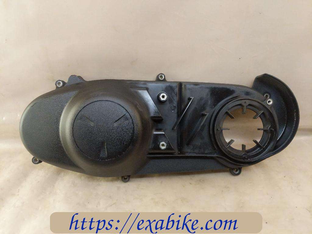 carter plastique Suzuki 125 Burgman - photo 1