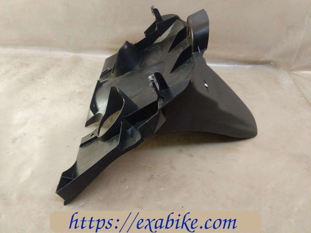 lower fender, rear Suzuki 125 Burgman - photo 2