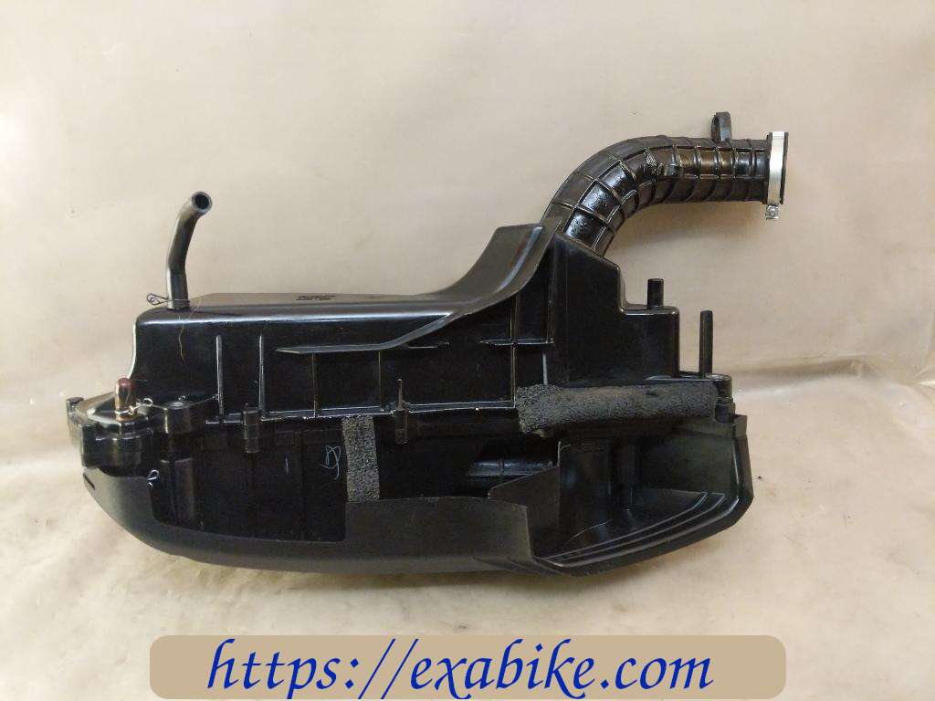 air cleaner box Yamaha 300 Tricity - photo 3