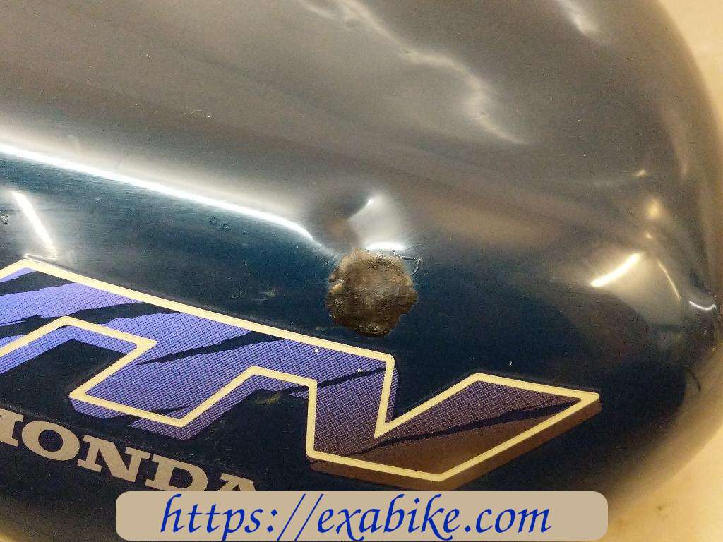 fuel tank Honda NTV 650 REVERE - photo 4