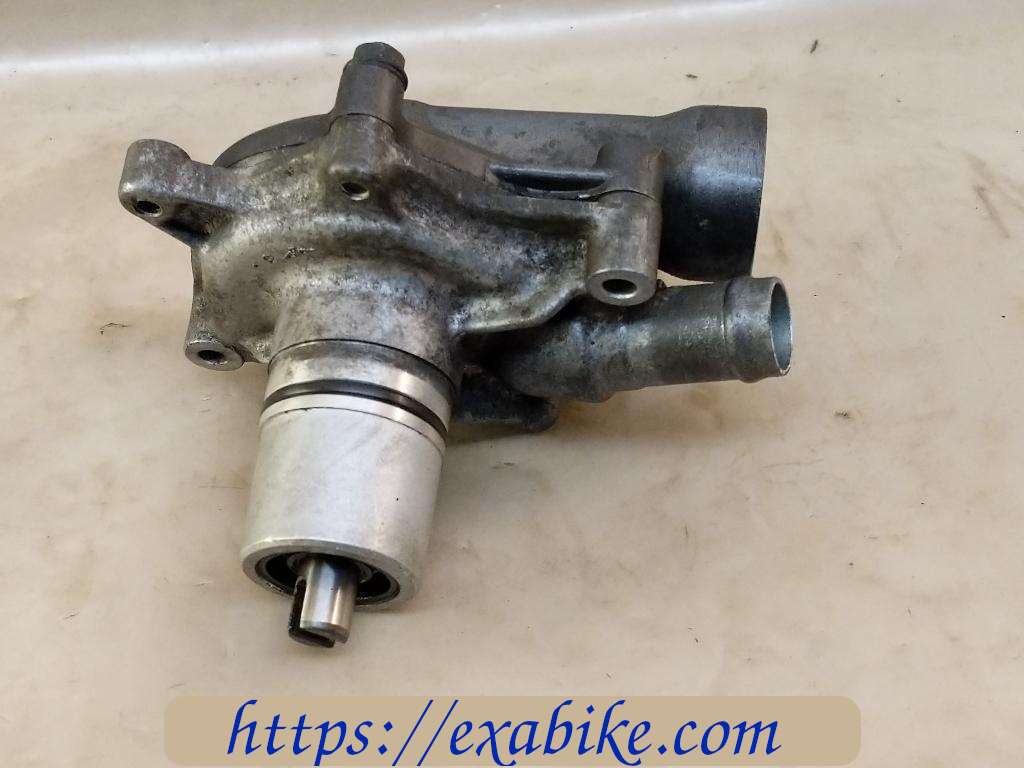 water pump Honda NTV 650 REVERE - photo 2