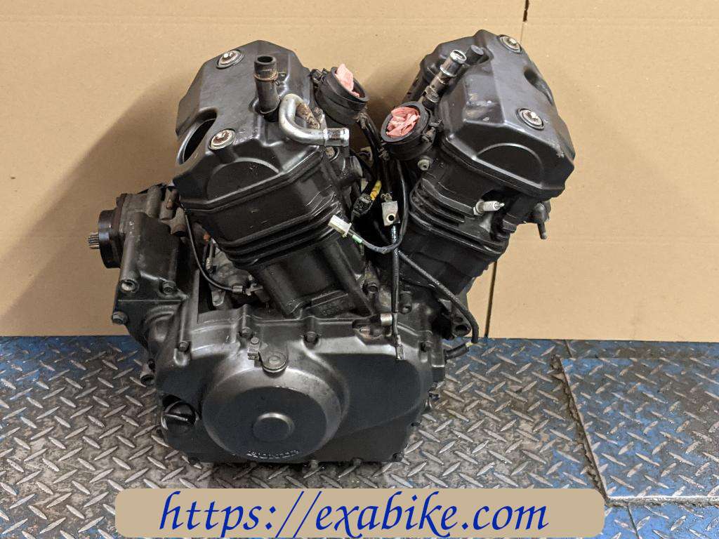 moteur Honda NTV 650 REVERE - photo 2