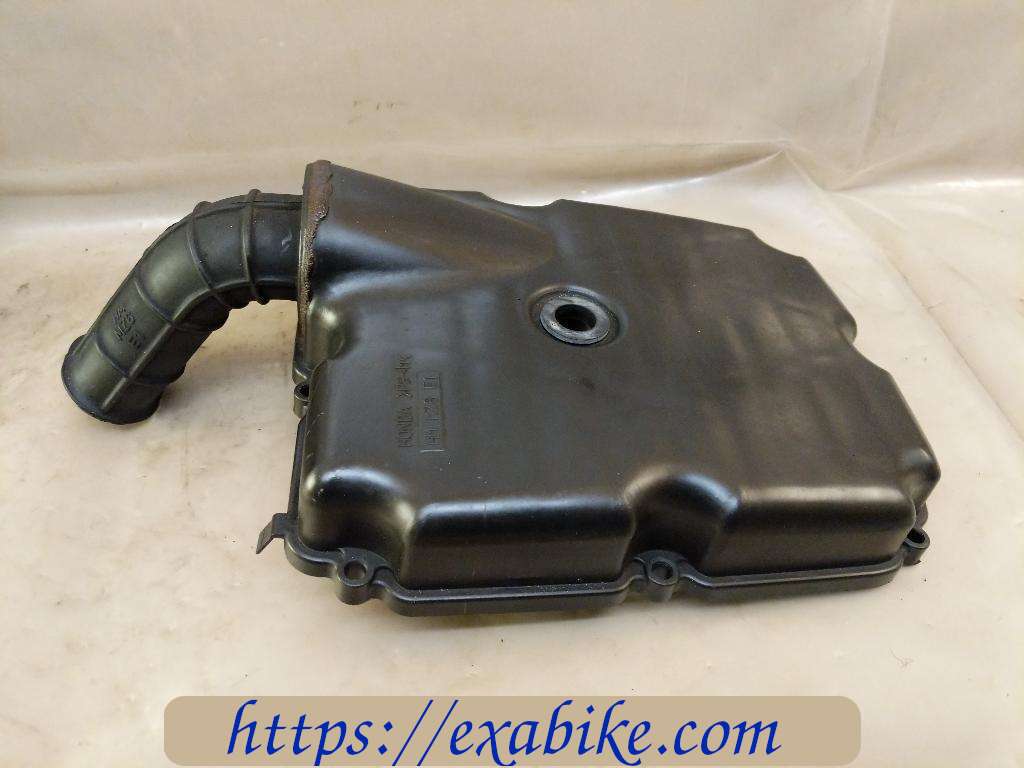 air cleaner box cover Honda NTV 650 REVERE - photo 2