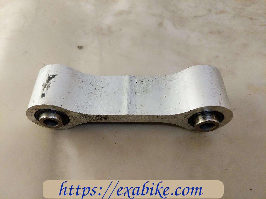 swingarm connecting joint Honda CBR 600 - photo 1