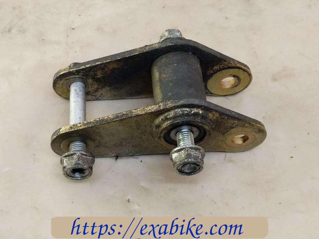 swingarm connecting Honda CBR 600 - photo 1