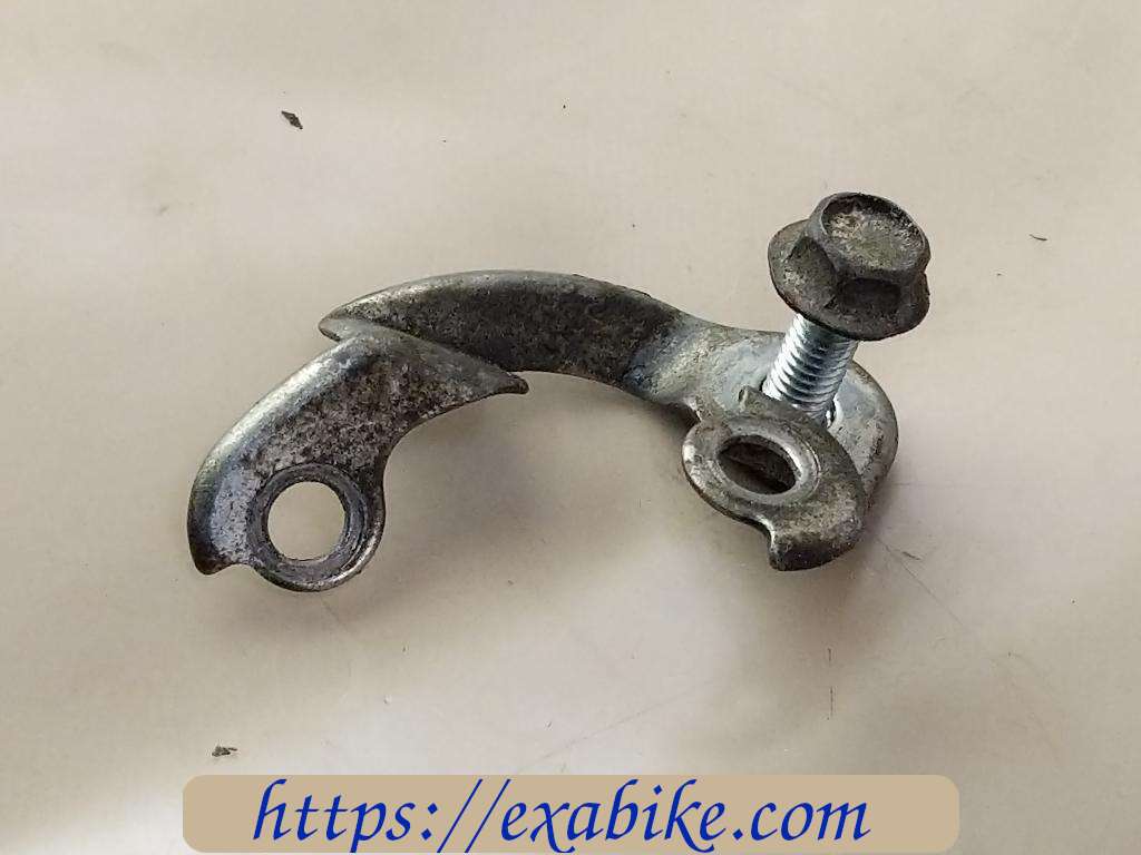 fixing lug Yamaha FZR 400 - photo 1