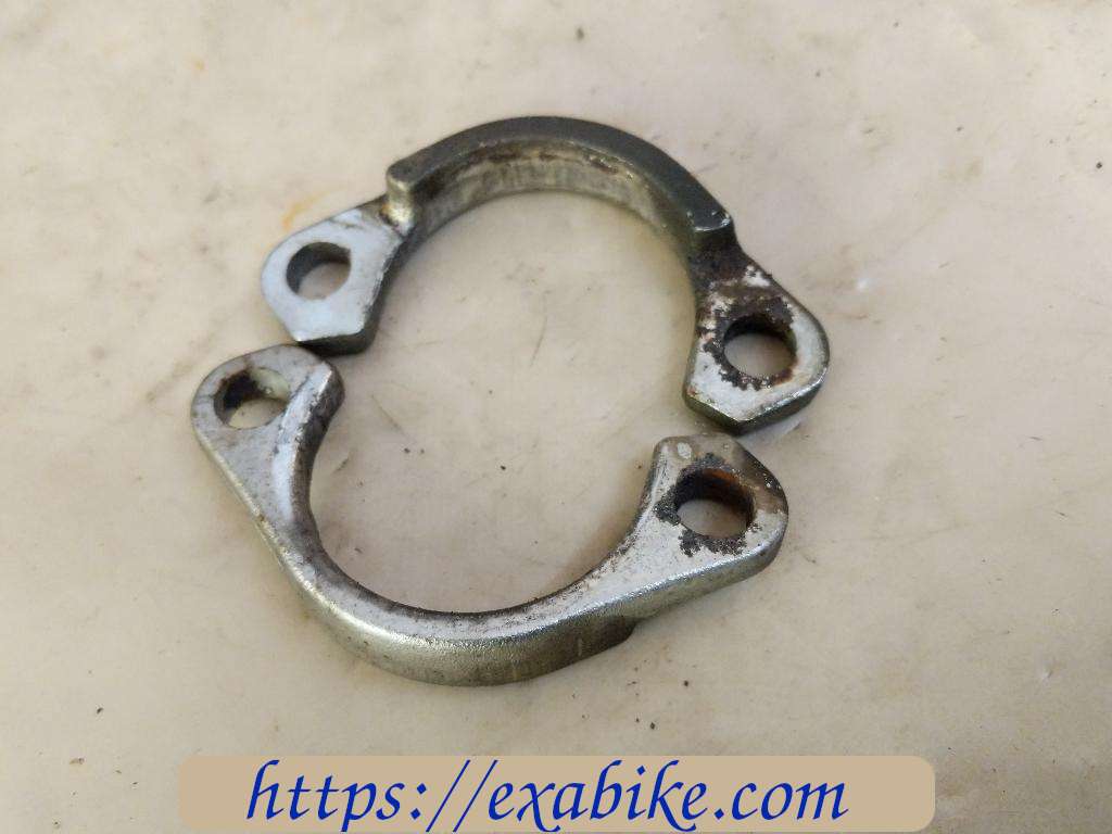 exhaust pipe clamps Kawasaki Zephyr 1100 - photo 1