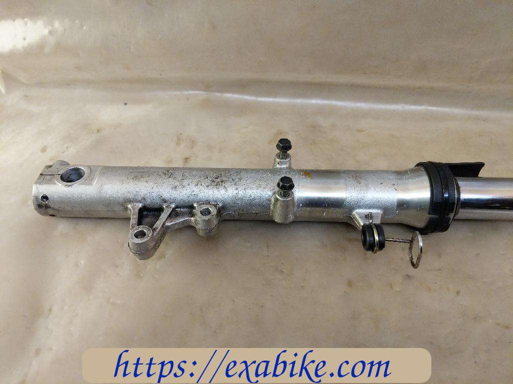 fork élément, right Kawasaki Zephyr 1100 - photo 3