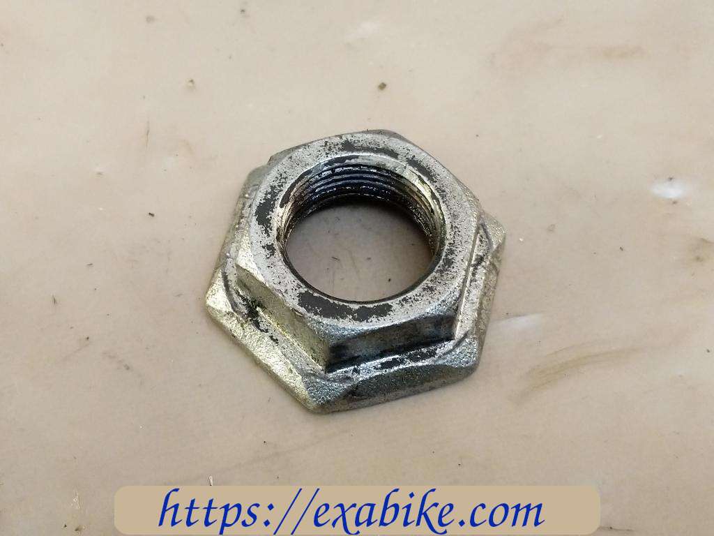 sprocket nut Kawasaki Zephyr 1100 - photo 1