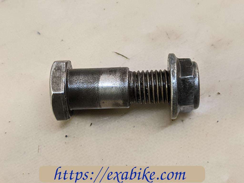 side stand bolt Honda NTV 650 REVERE - photo 1