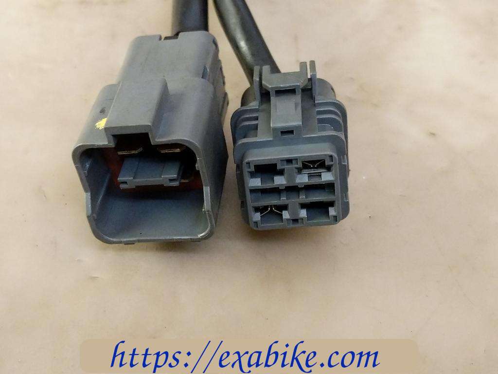 voltage regulator Kymco X-Town 125 - photo 2