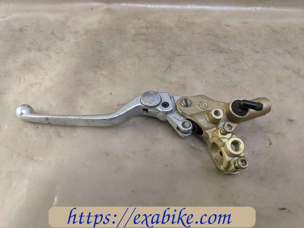 clutch master cylinder Ducati 748 - photo 1