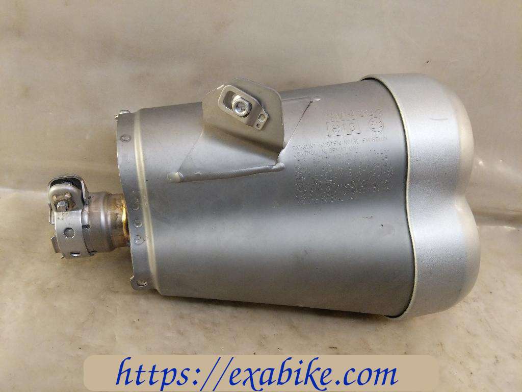 muffler, right Yamaha 1700 VMAX - photo 3