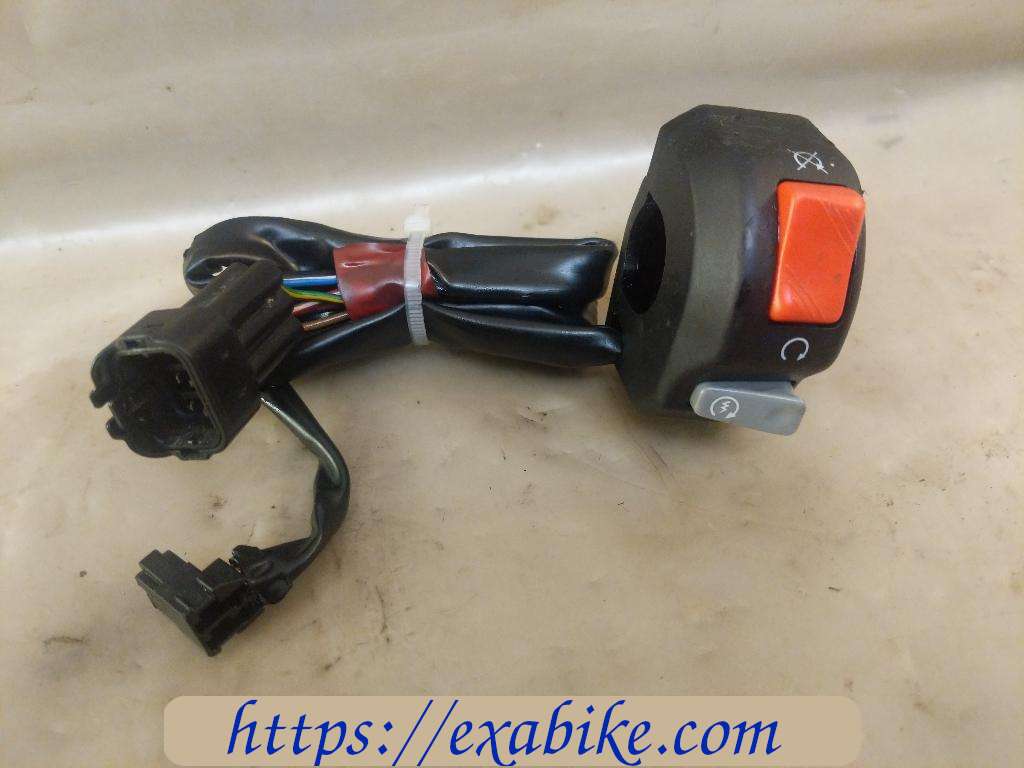 commodo droit Kawasaki 1400 ZZR - photo 1