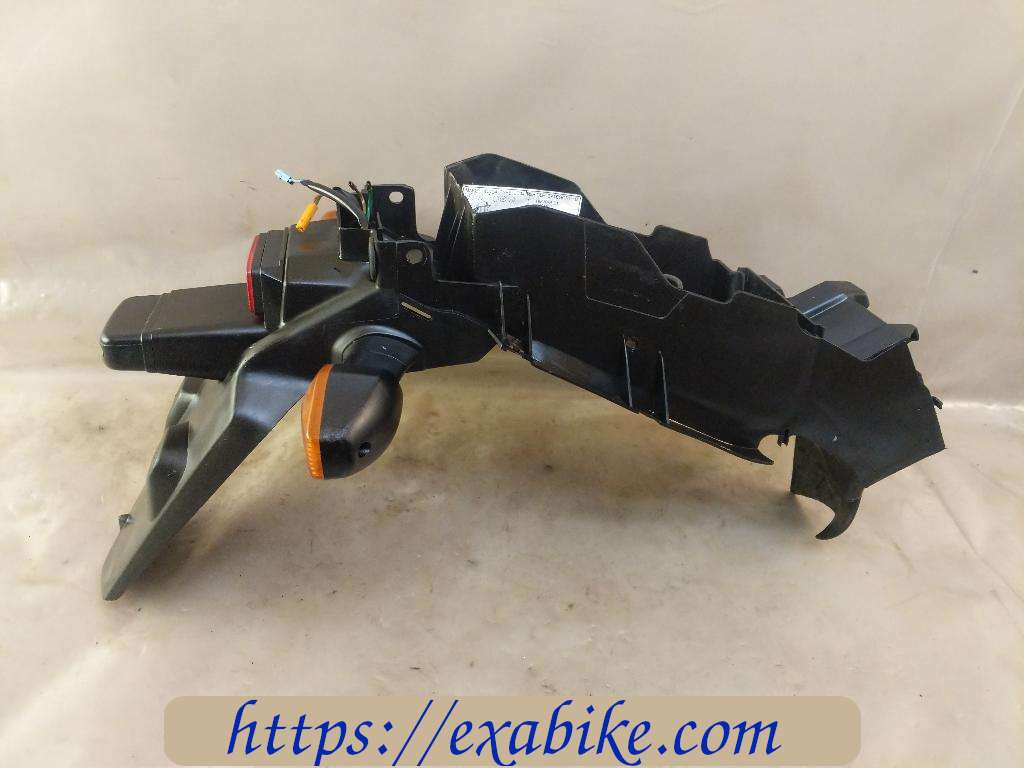 garde-boue arriere Honda CBR 125 - photo 2