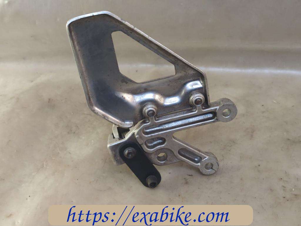 footrest plate, front left Aprilia RSV 1000 - photo 2