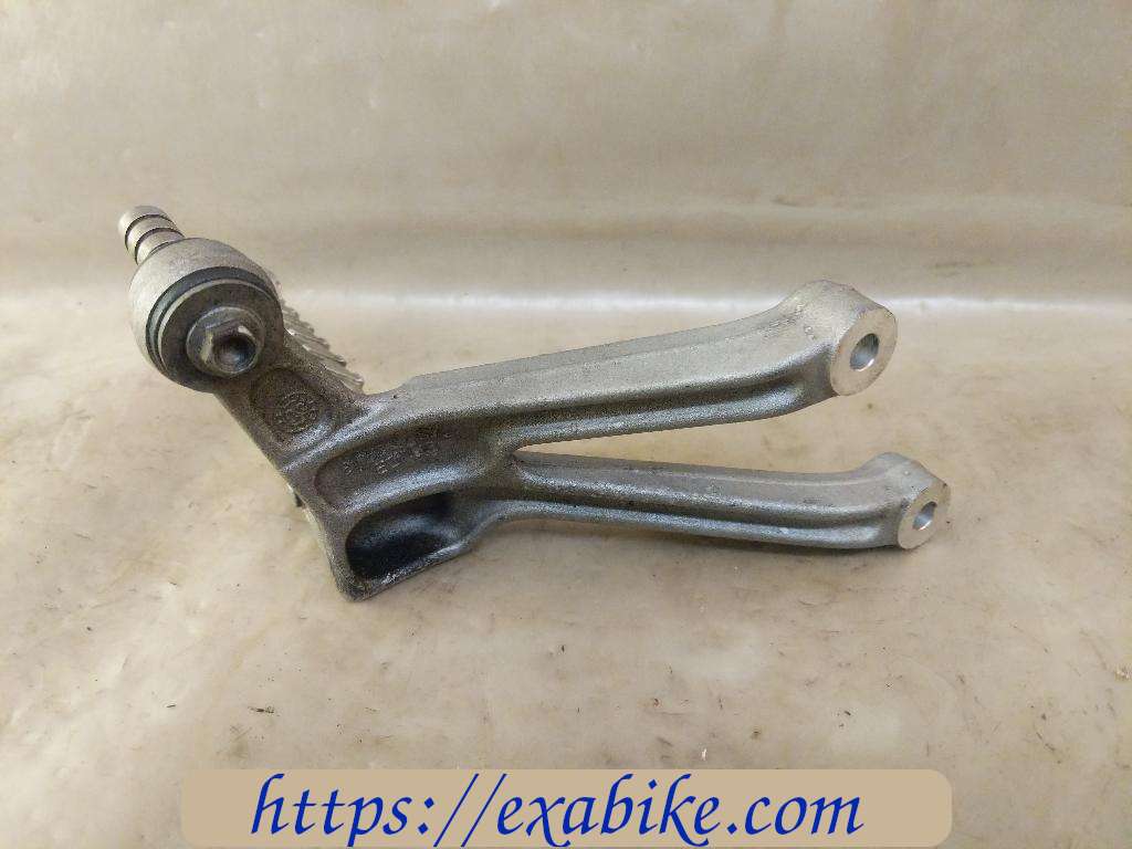 footrest plate, rear left Aprilia RSV 1000 - photo 2