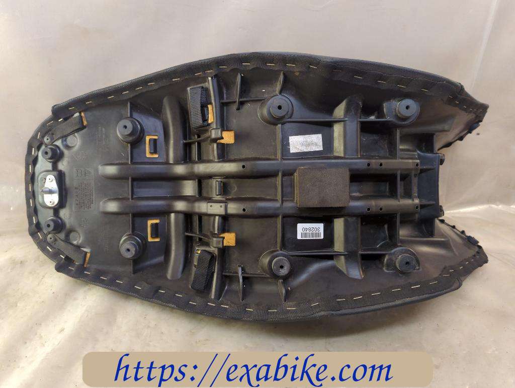 selle Triumph 1050 Tiger - photo 3
