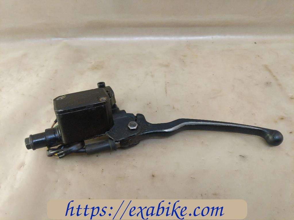 rear master cylinder Yamaha 125 Majesty - photo 2