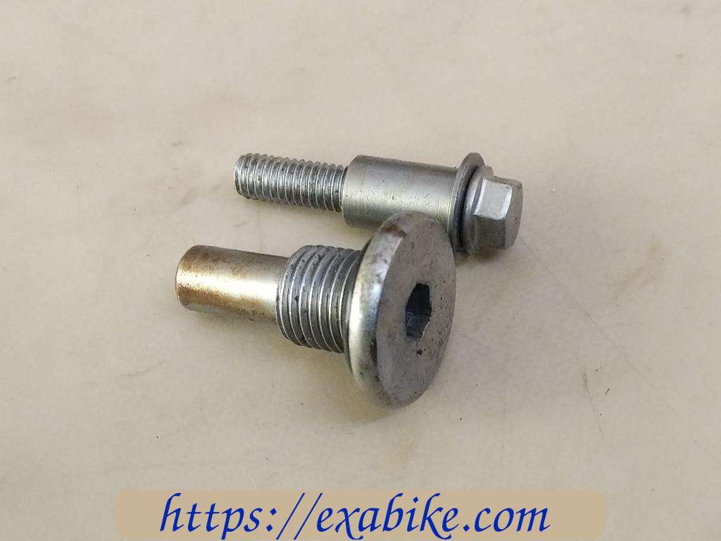 engine bolt Kawasaki Z1000 - photo 1