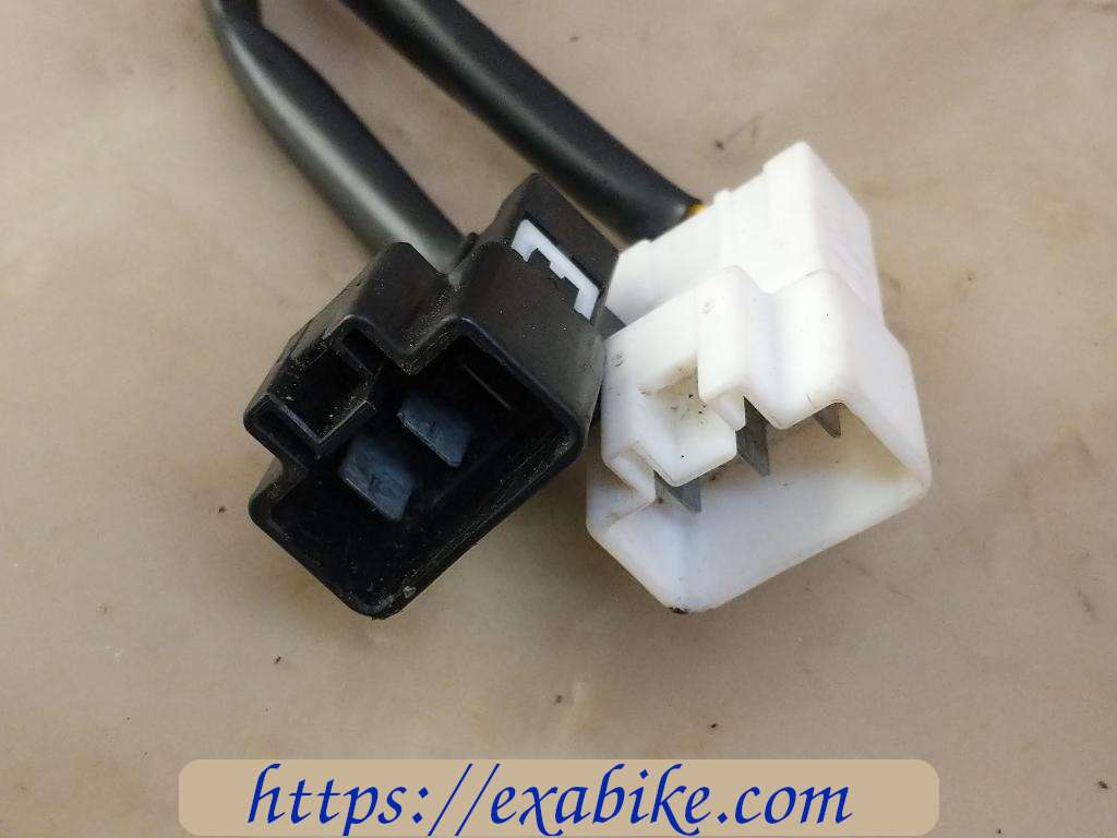 voltage regulator Honda 125 S-Wing - photo 2