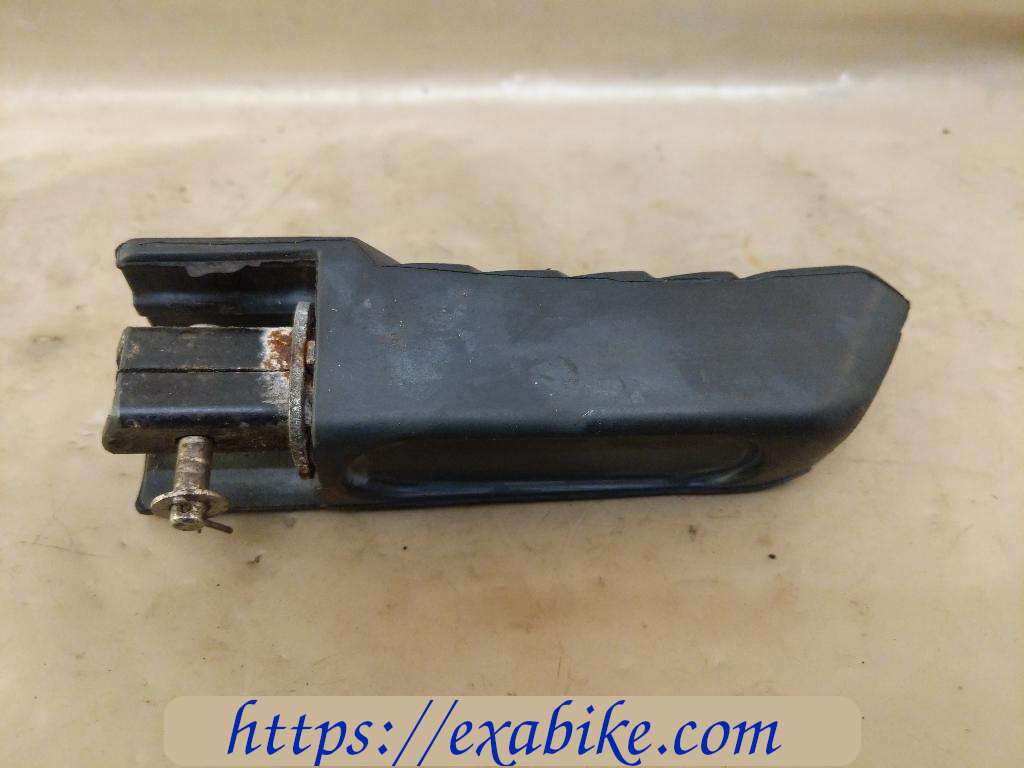 footrest, right Honda 125 S-Wing - photo 2
