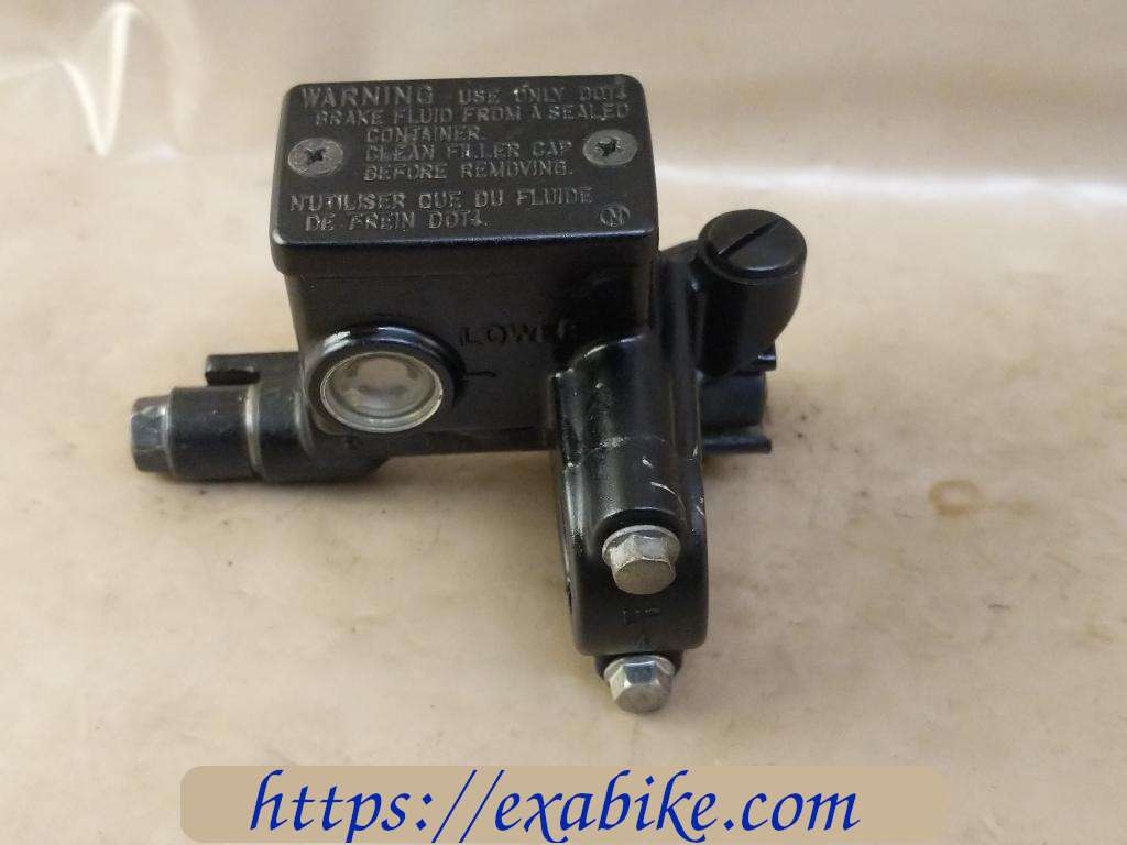 front master cylinder, right Honda 125 S-Wing - photo 1