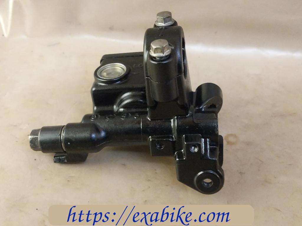 front master cylinder, right Honda 125 S-Wing - photo 4