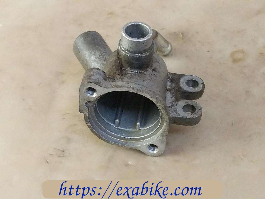thermostat case Honda 125 S-Wing - photo 3