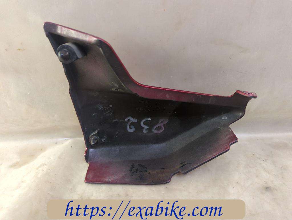 side cover, right Kawasaki ZRX 1100 - photo 3