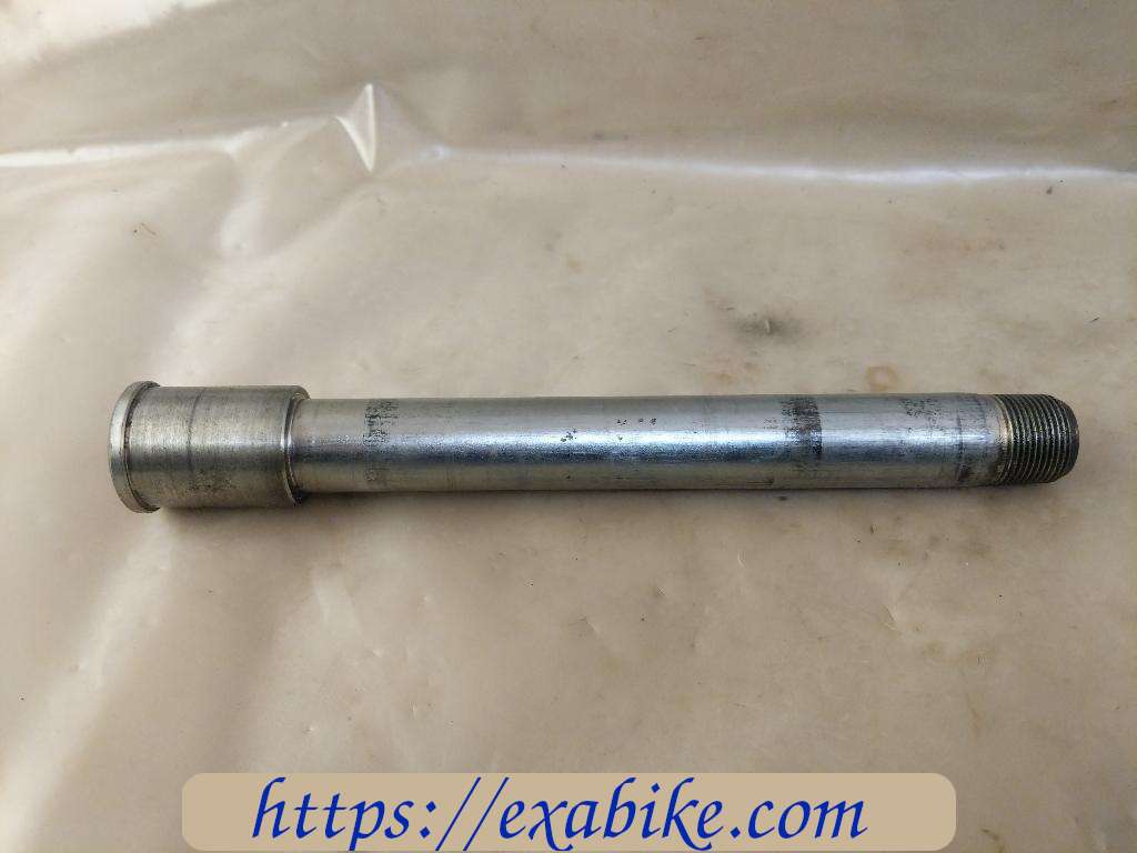wheel axle, front Kawasaki ZRX 1100 - photo 1