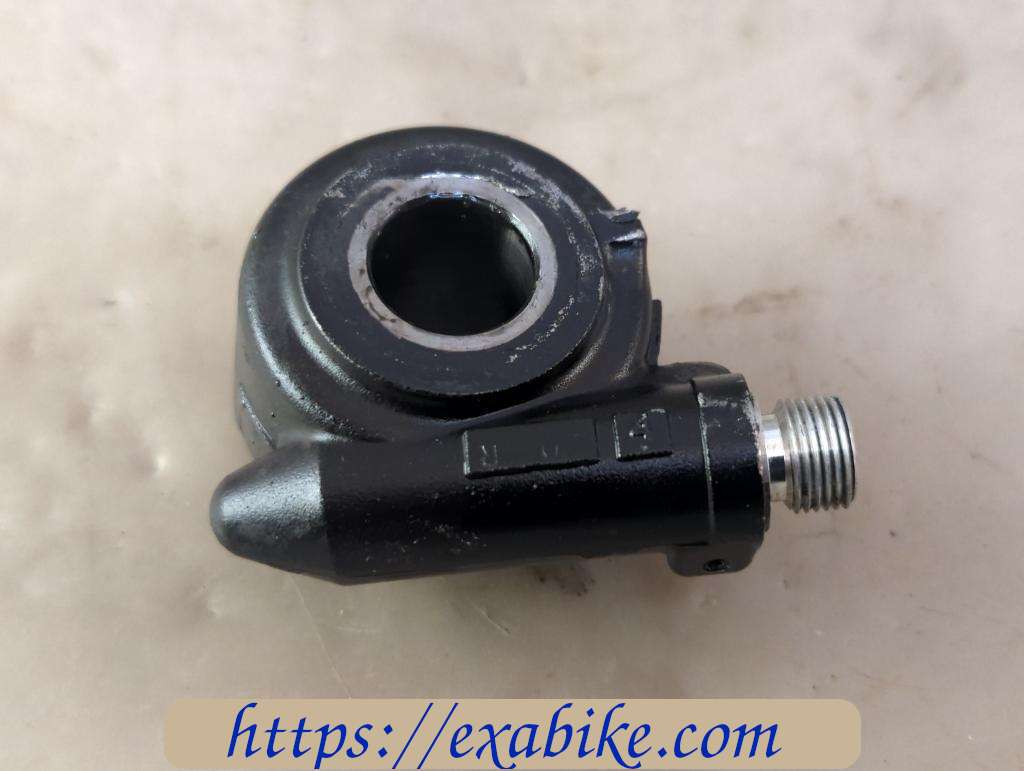 speedometer gear Kawasaki GTR 1000 - photo 1