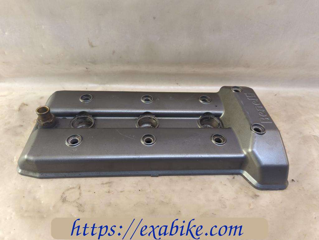 cylinder head cover Benelli 899 TNT - photo 2