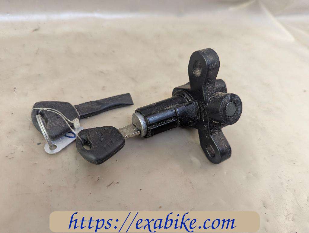 lock Triumph modele a identifier - photo 1
