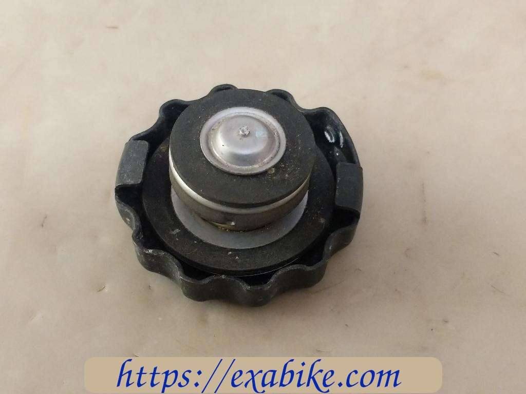 radiator cap Benelli 899 TNT - photo 2