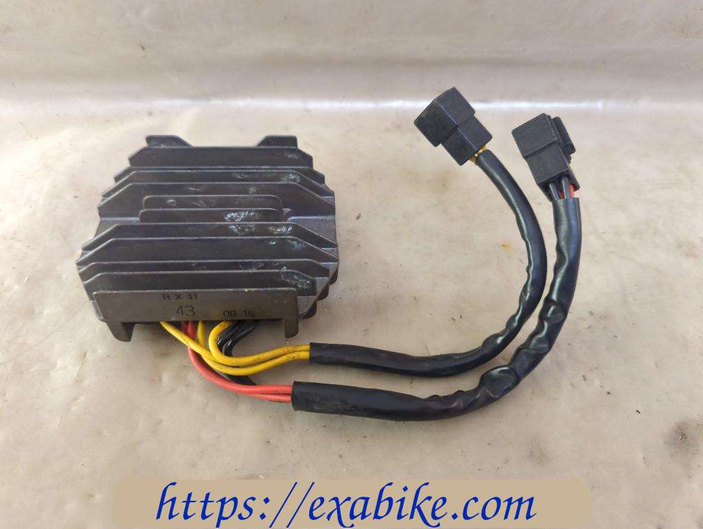 regulateur Triumph Tiger 955 - photo 1