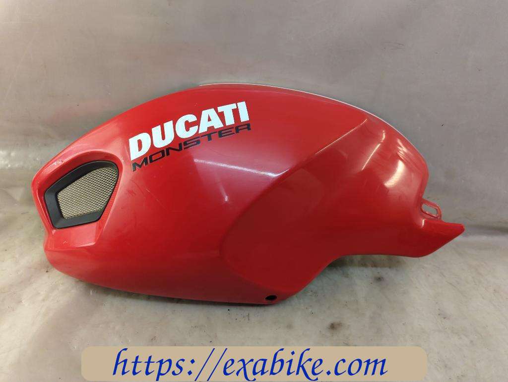 élément d'habillage gauche Ducati 796 Monster - photo 1