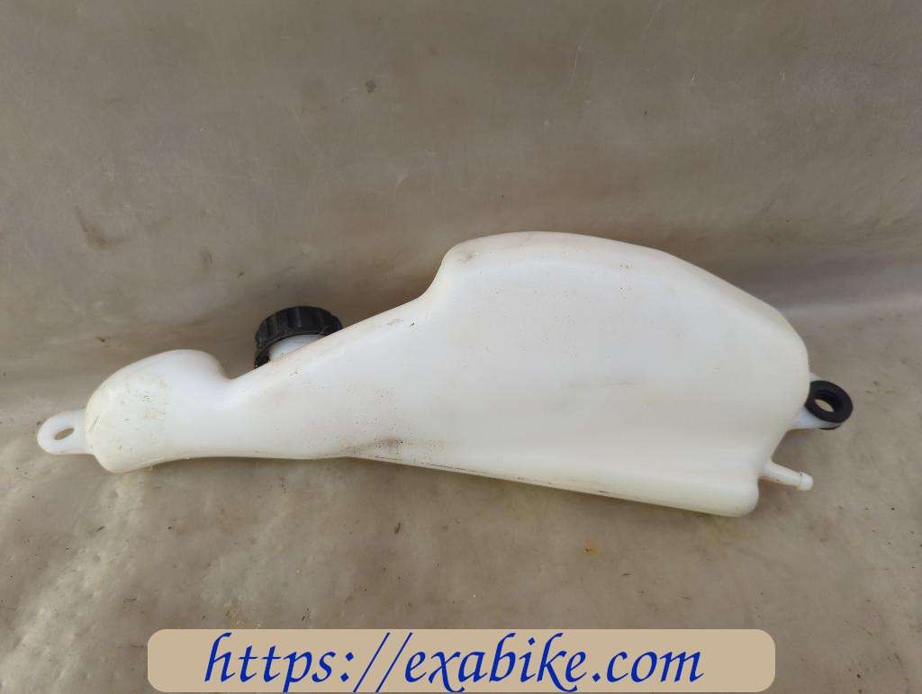 expansion tank Kawasaki Z 750 - photo 1